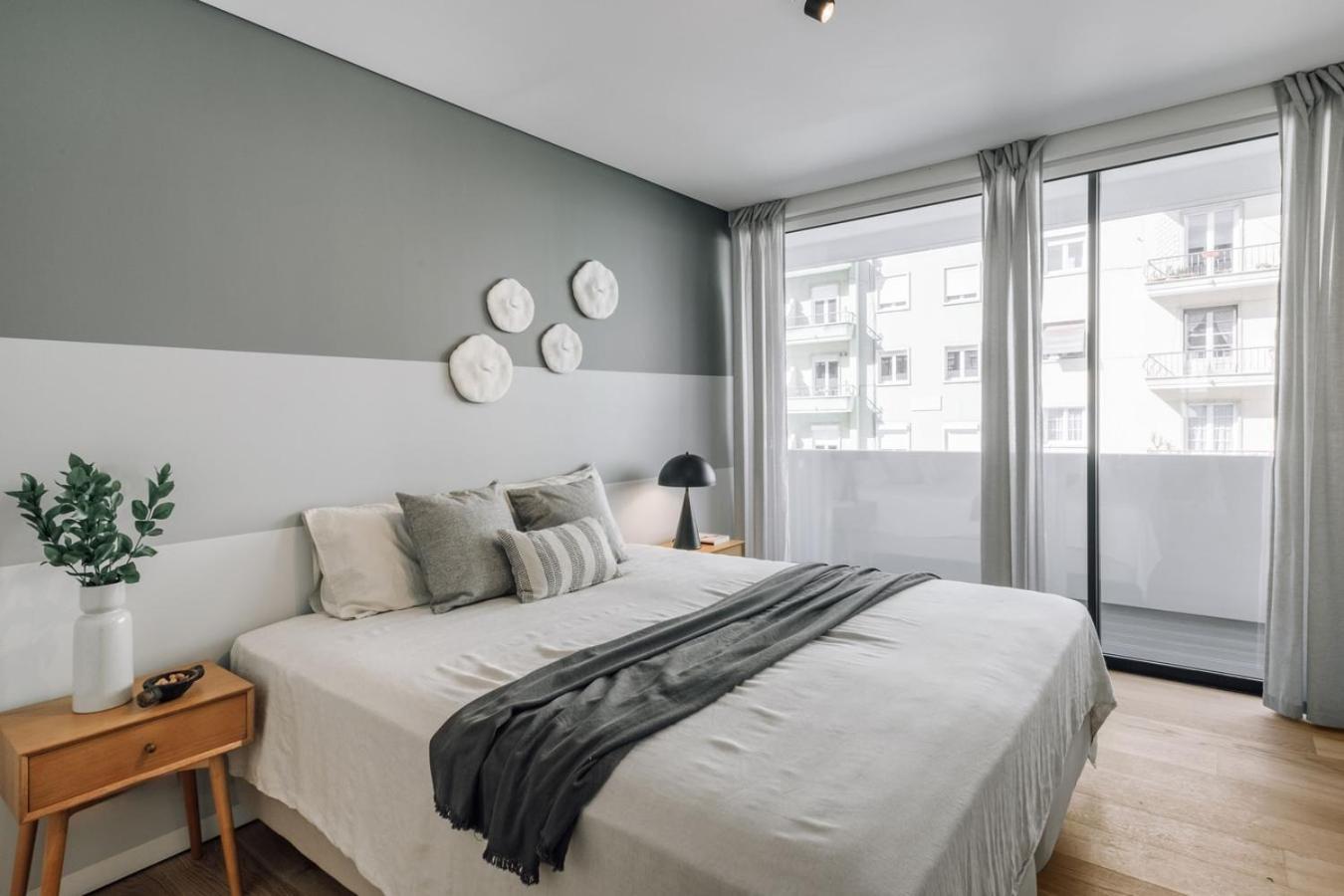 Avencas - 2 Bedrooms And Shared Pool In Amoreiras Apartment