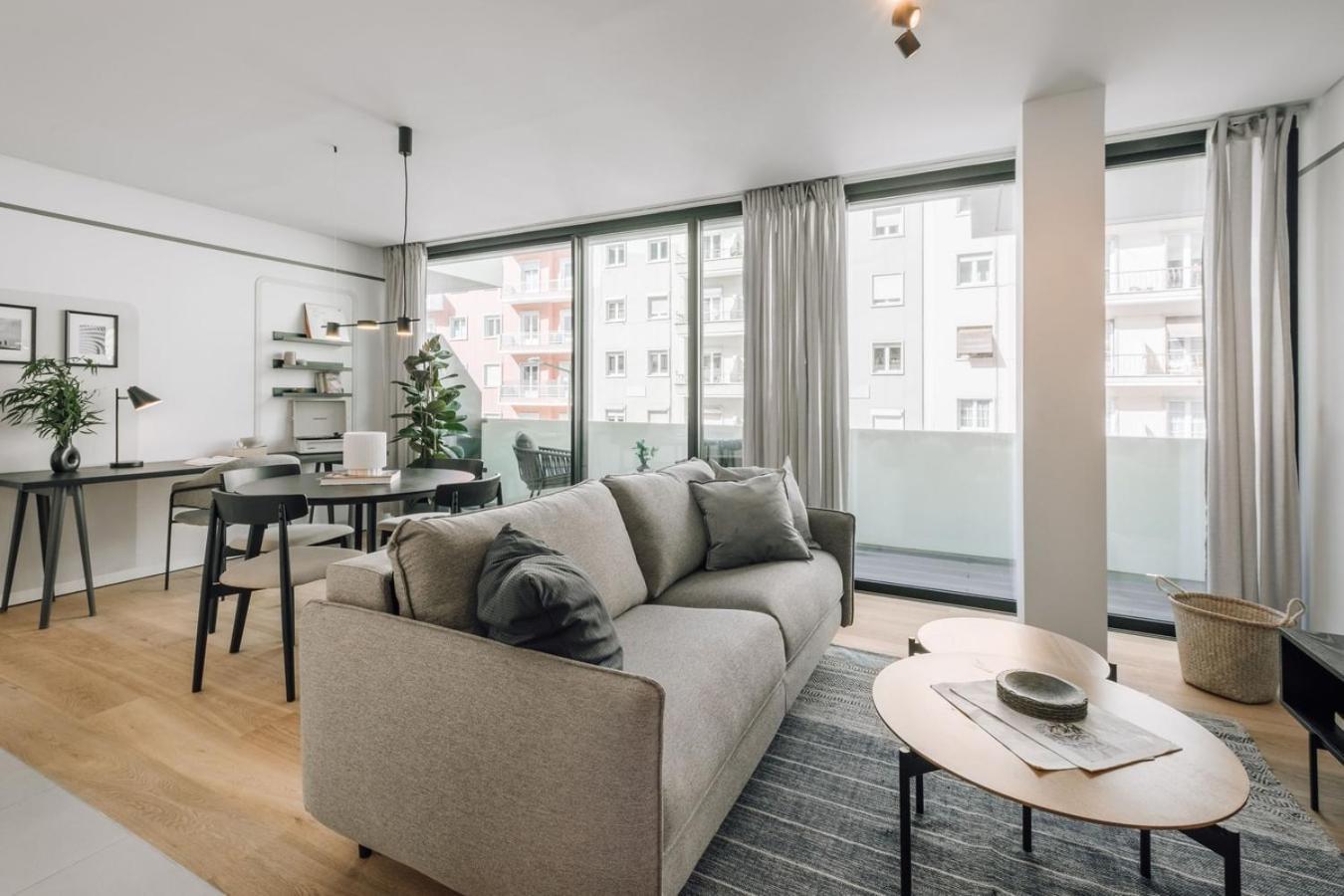 Apartment Avencas - 2 Bedrooms And Shared Pool In Amoreiras